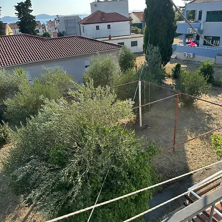 Апартаменты Olive Garden Relax 150m To Seaview *